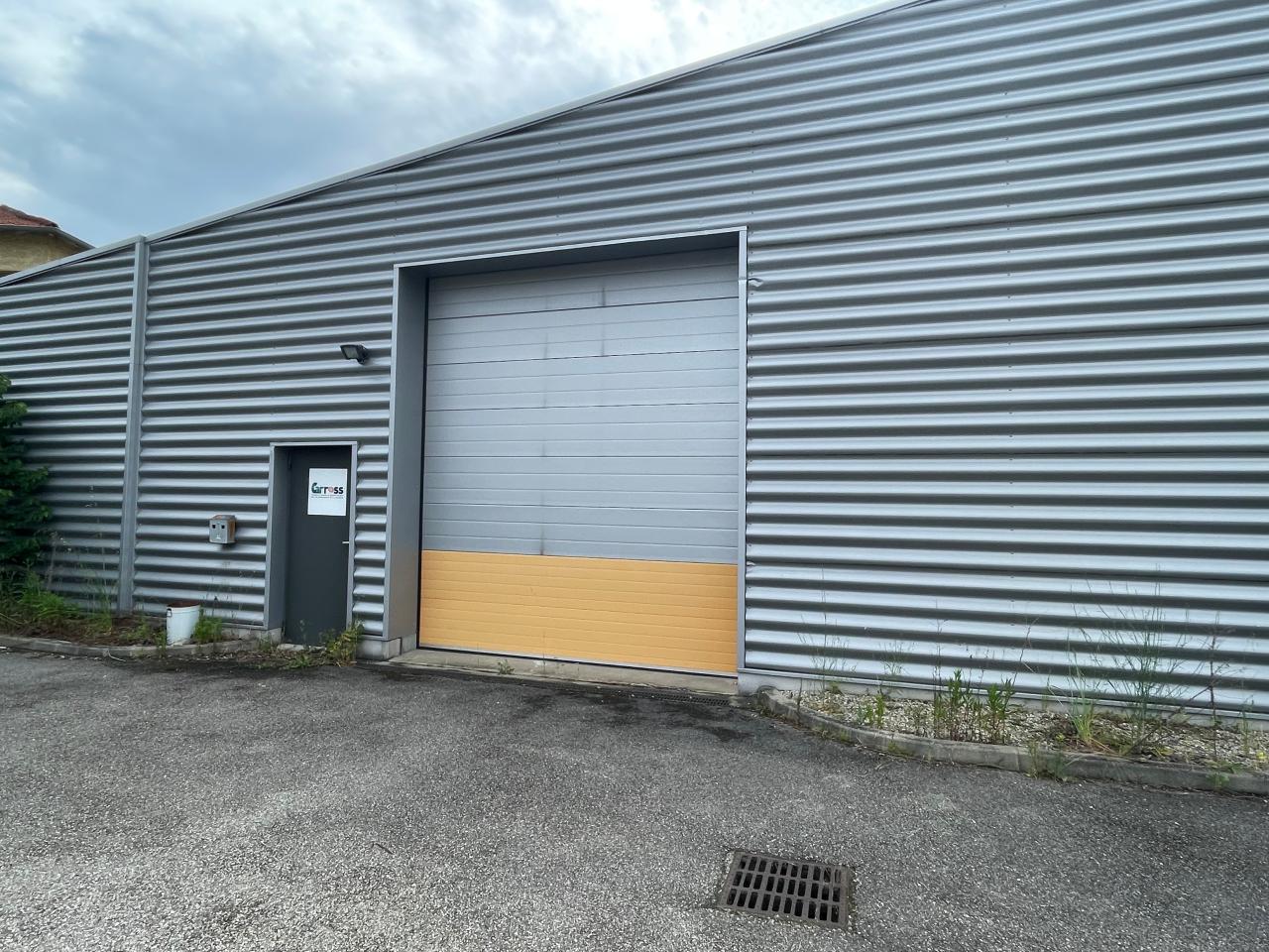 Local d'activité Irigny 1436m² Location local d'activité Irigny Rhône OLACT2311031 3